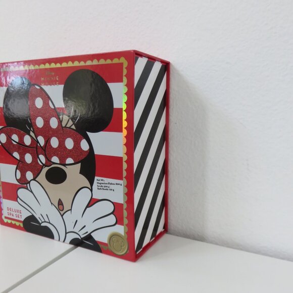 Disney Minnie Mouse Spa Gift Set Of 3 NWT - Picture 3 of 5